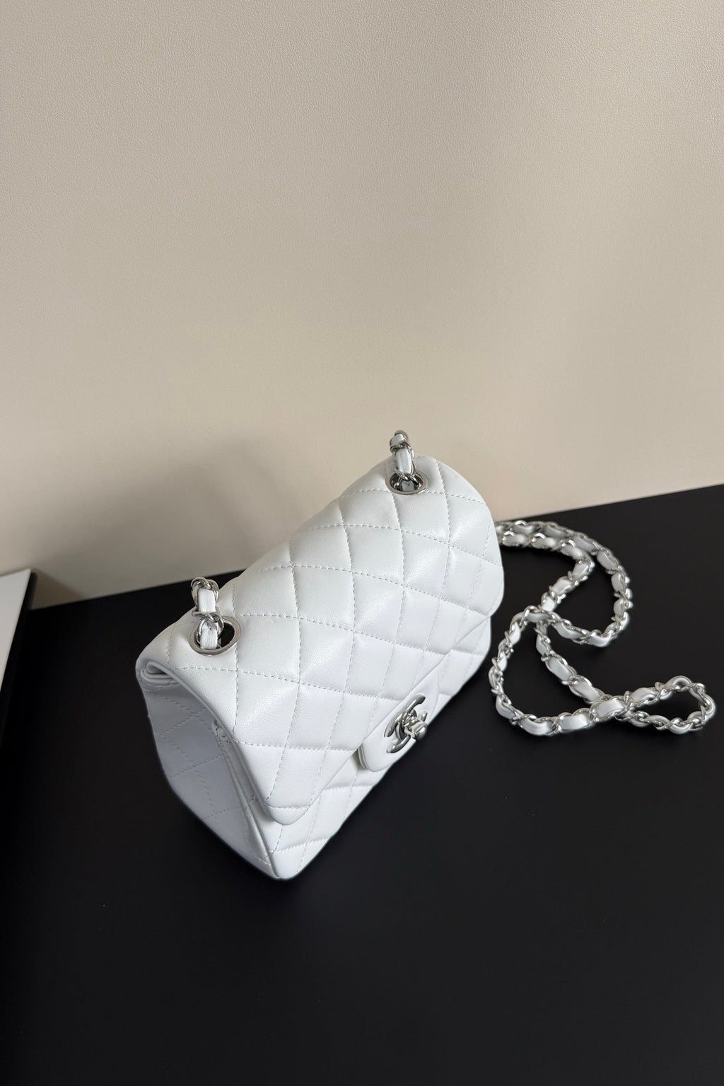 CC Flap Bag 17cm White Sheepskin SHW 284833