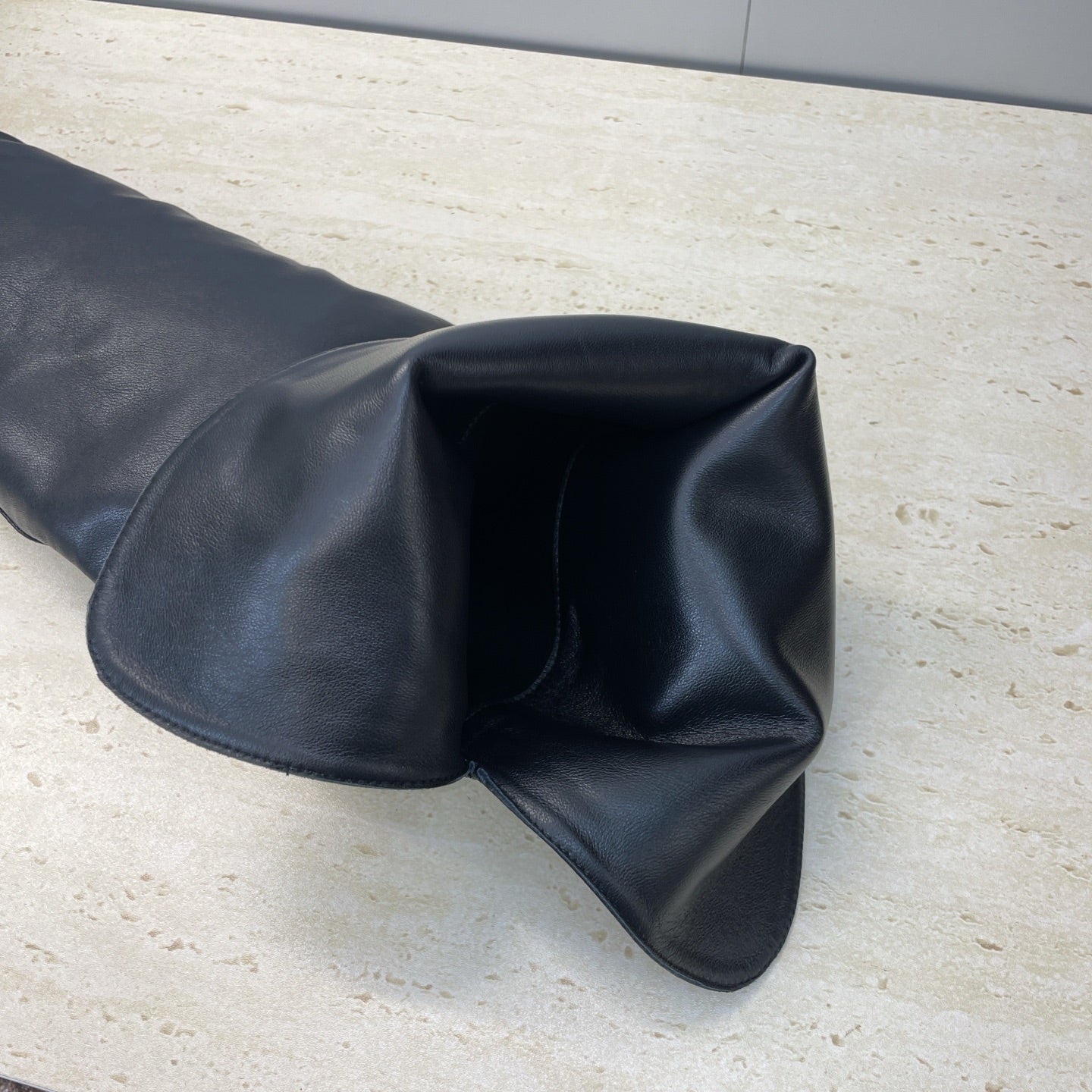 YSL 2025 High-Heeled Pointed-Toe Knee-High Rider Boot Black Calfskin 574018