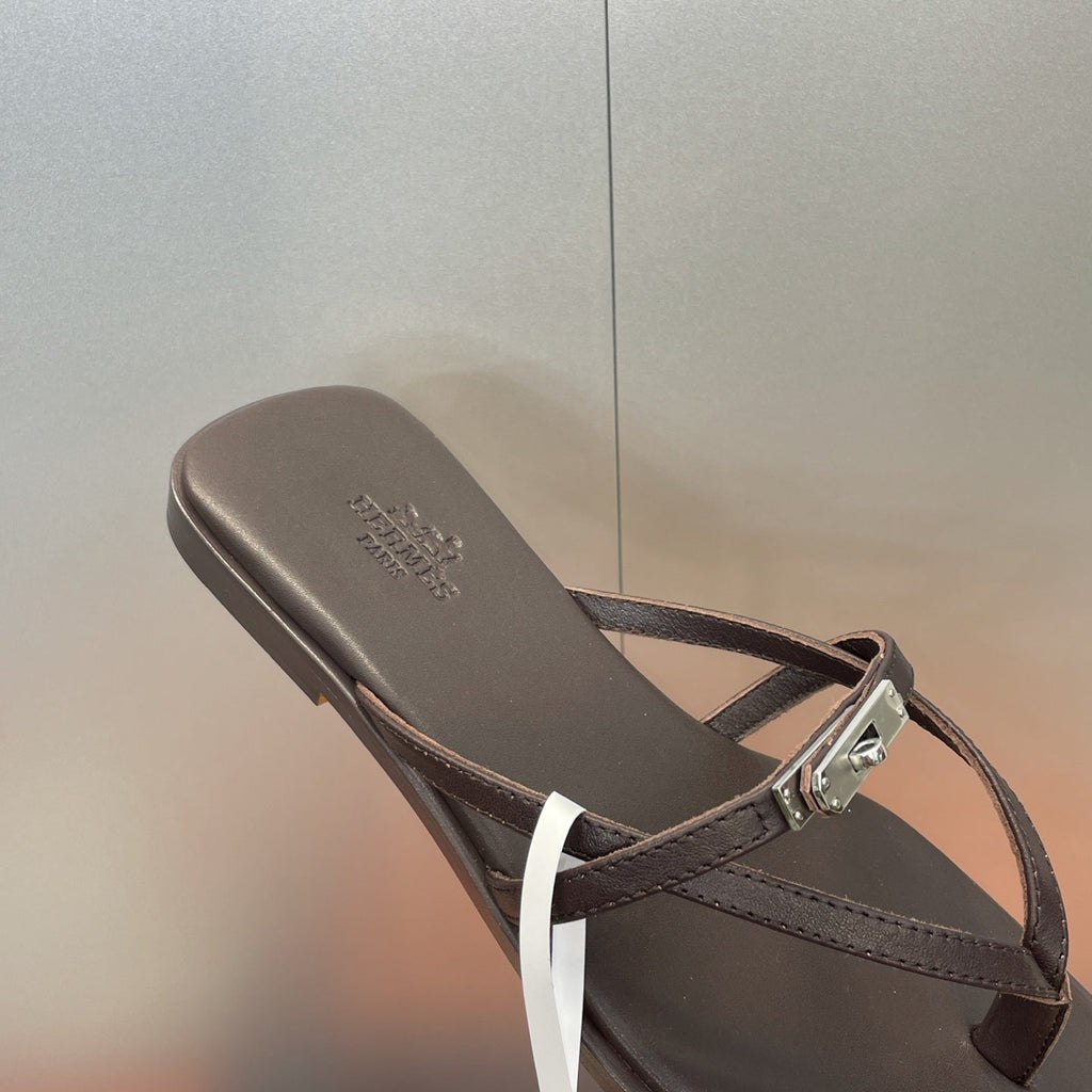 HM 26ss Kelly Sliver Buckle Slipper Black Calfskin 607156