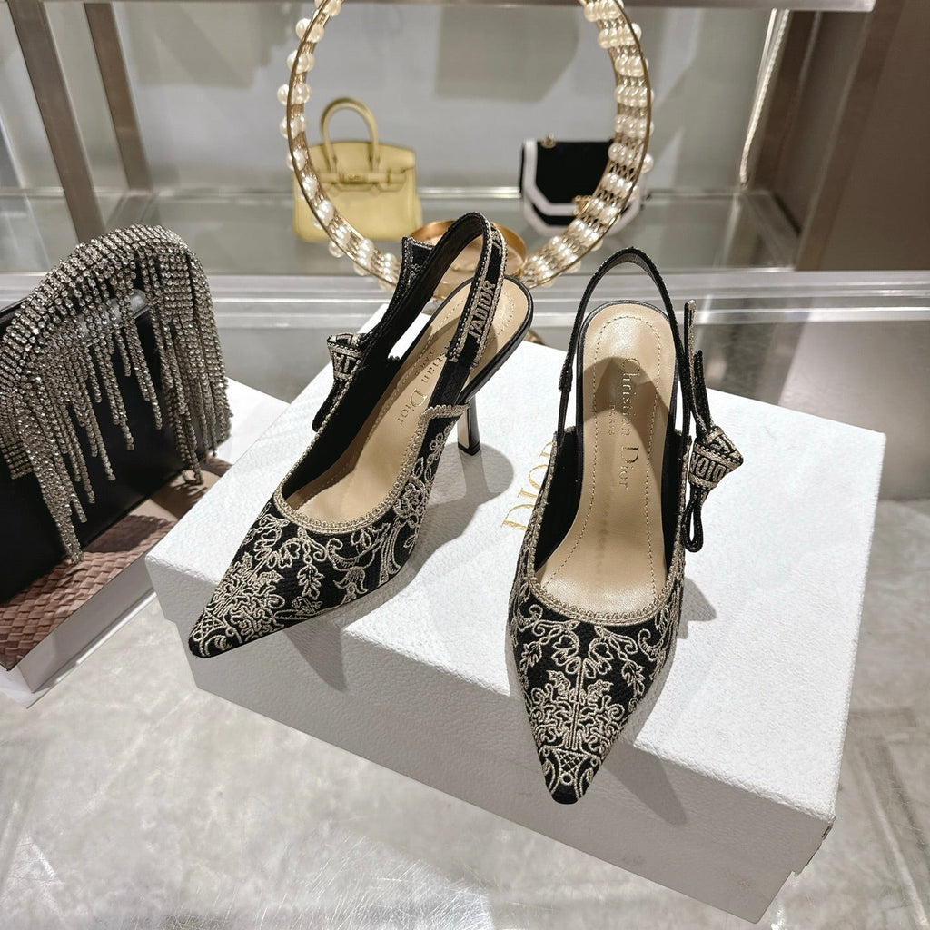 CD 26 Slingback Metallic Floral Embroidery 85mm Black Gold Tweed 592233