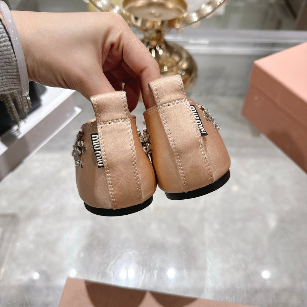 Miu 26 Ballet Flats with Crystal Rhinestones Light Pink Silk Satin 592101