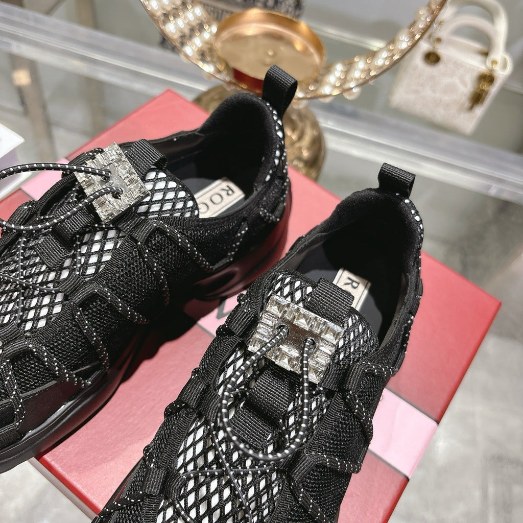 Roger Vivier Zag Sneakers Black Lace Lambskin 679803