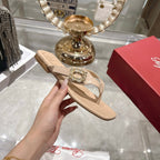 Roger Vivier 26s Thong Beige Cowhide 679814