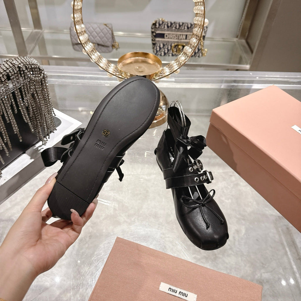 Miu 26s Ballerinas Black Leather 679786