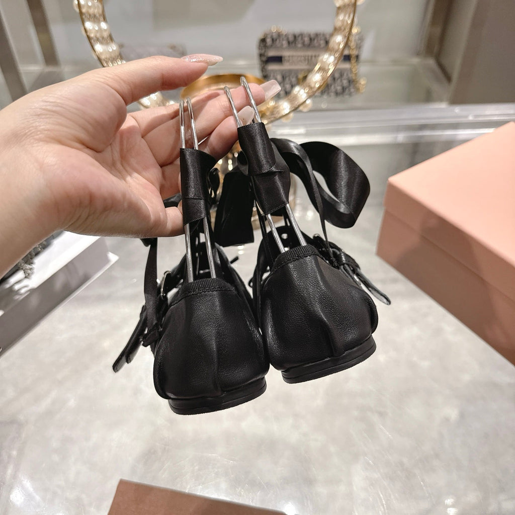 Miu 26s Ballerinas Black Leather 679786