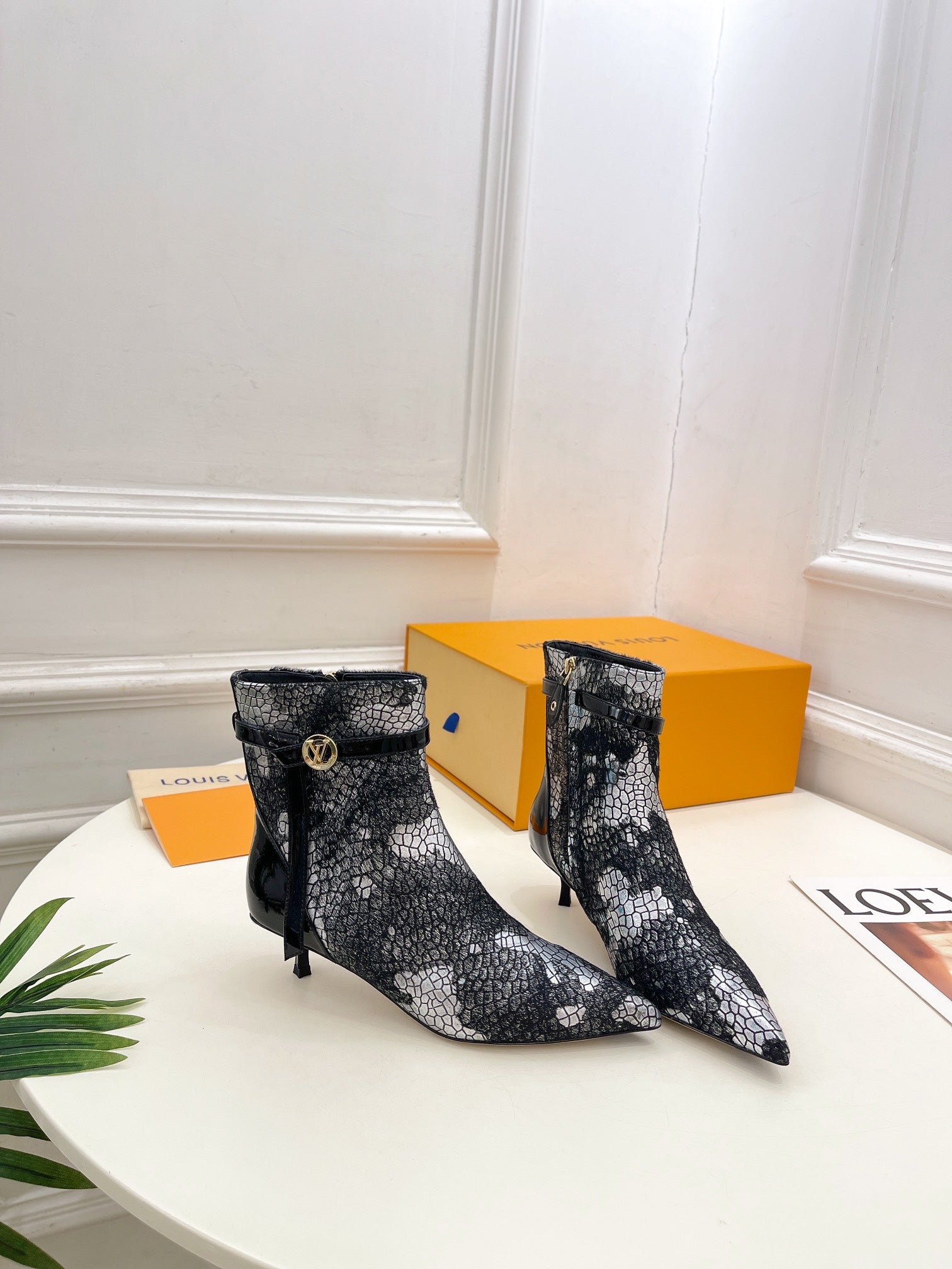 LV Stellar Ankle Boot 40mm White Mix Black Calfskin
