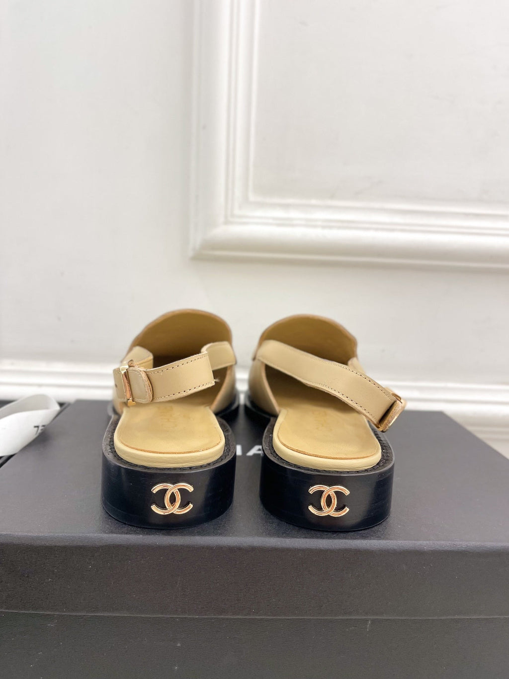 CC 25S Slingback Loafer Beiege Calfskin