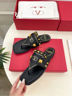 Plaster Caster Buffalo Thong Sandal Black Calfskin And Cowhide 307474