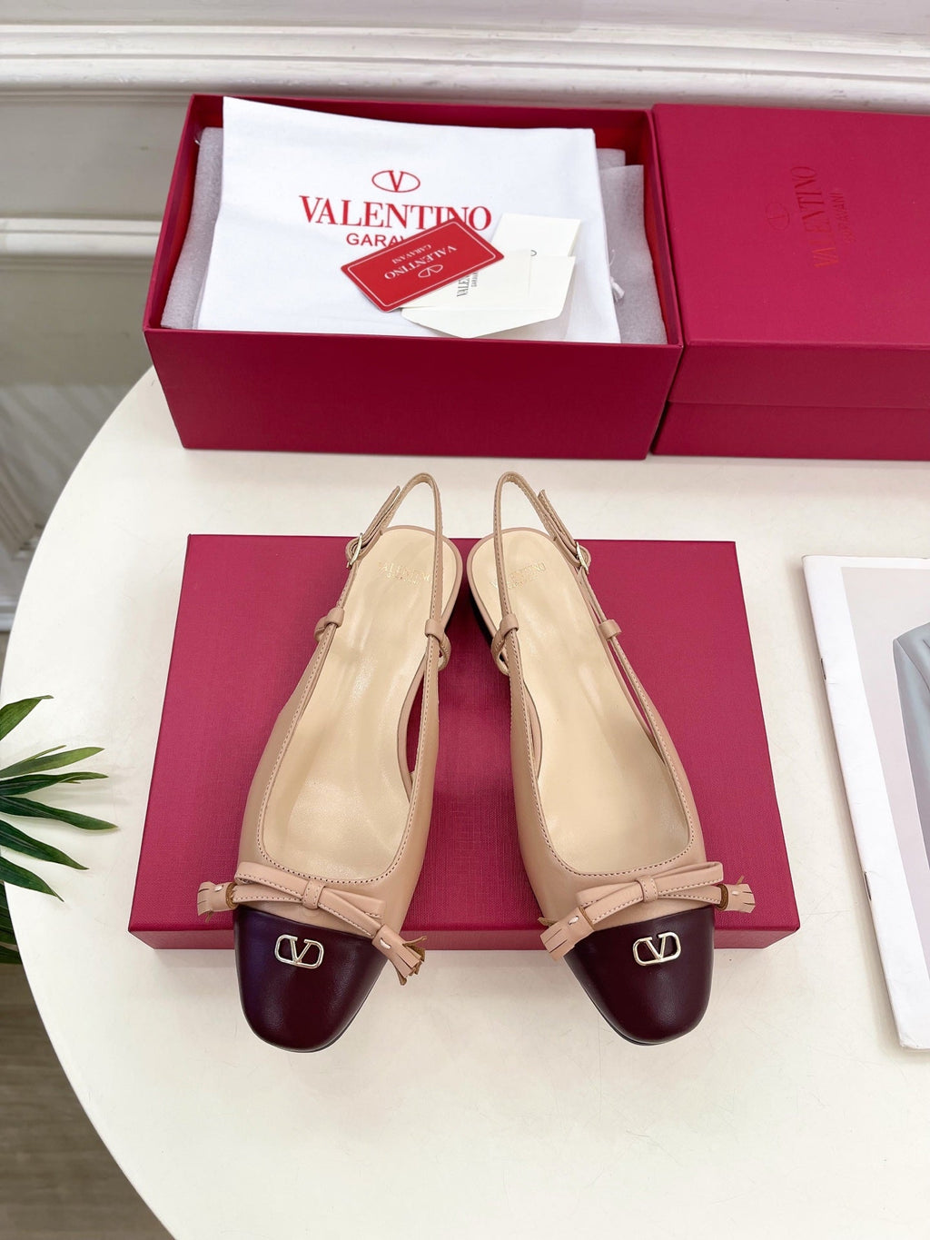 Valet Du Roi Slingback Pumps 20mm Beige Burgundy Goatskin 307483