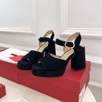 VT Garavani 25 Platform Black Suede 330964