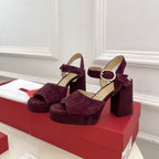 VT Garavani 25 Platform Ruby Red Suede 330965