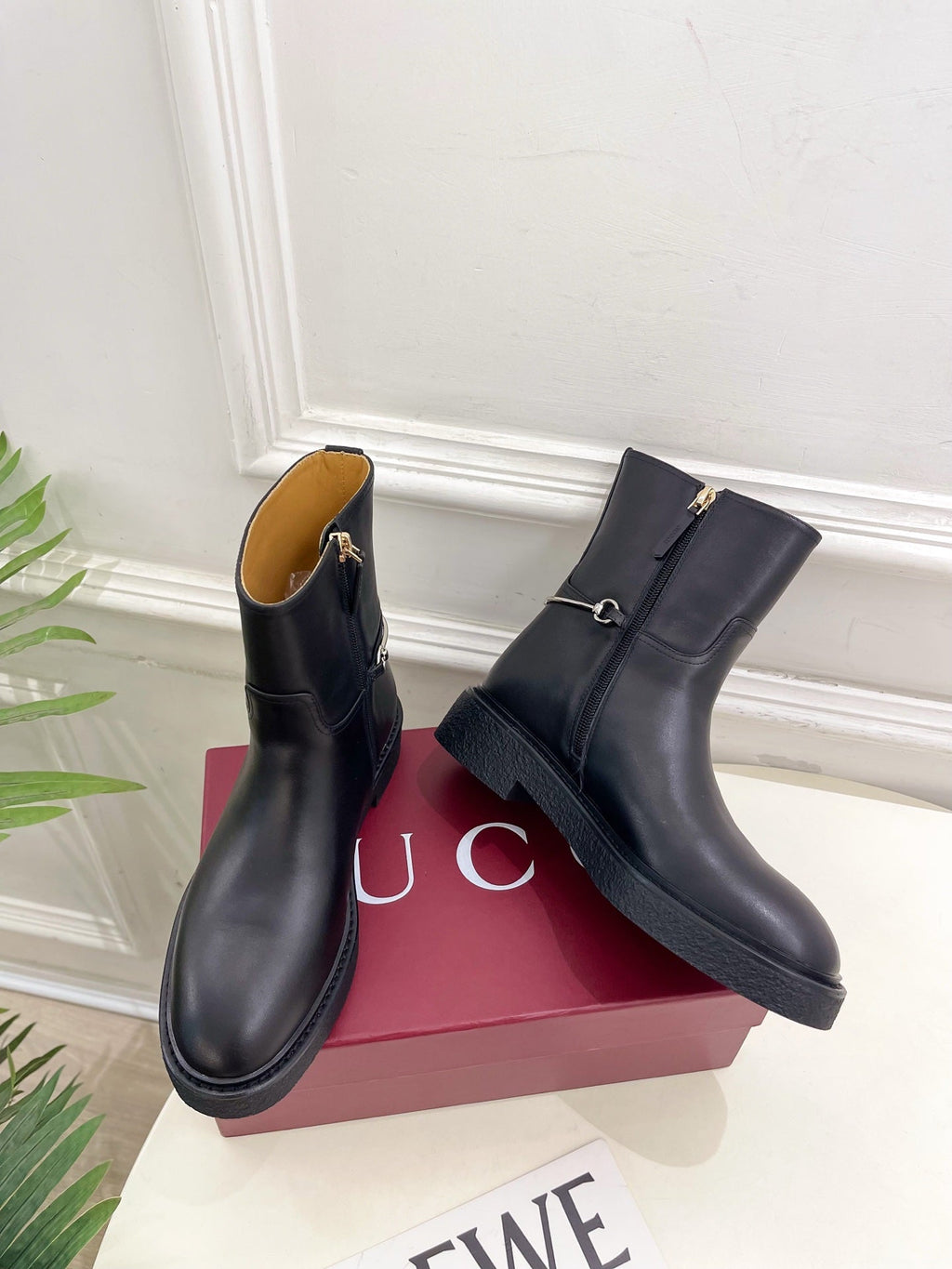 Gucci 25𝐬𝐬 horsebit ankle boots black calfskin 435379