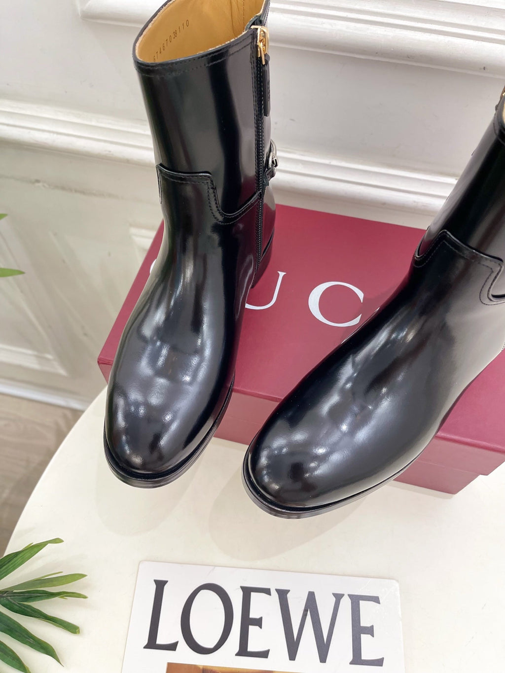 Gucci 25𝐬𝐬 horsebit ankle boots black patent calfskin 435384
