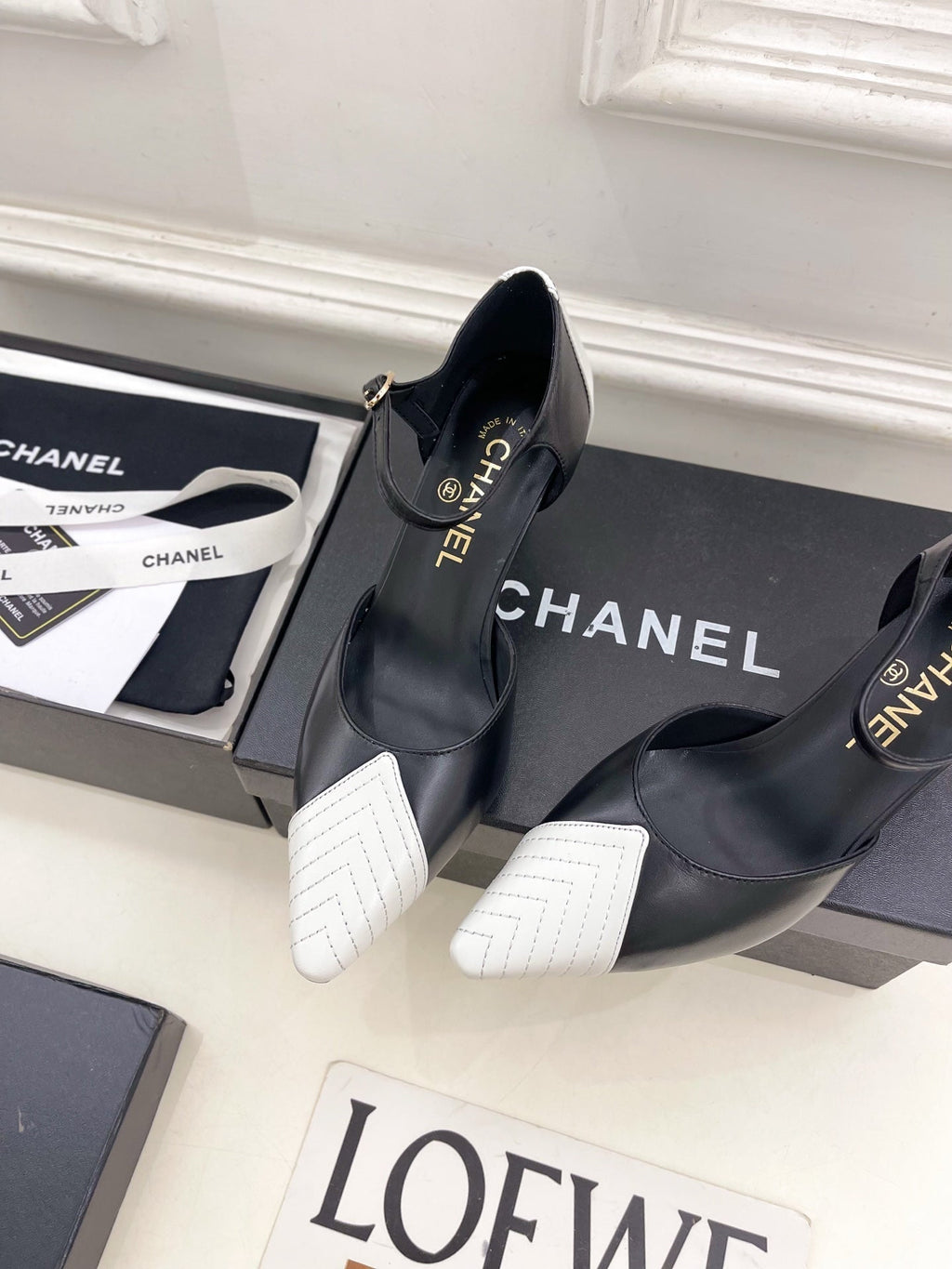 CC 26 SS Double C Slingback 7.5cm White Black Calfskin 586934