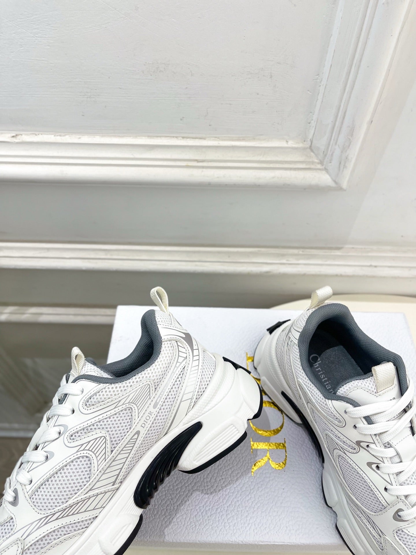CD SS26 B30 Sneakers White Cowhide Mesh 631929