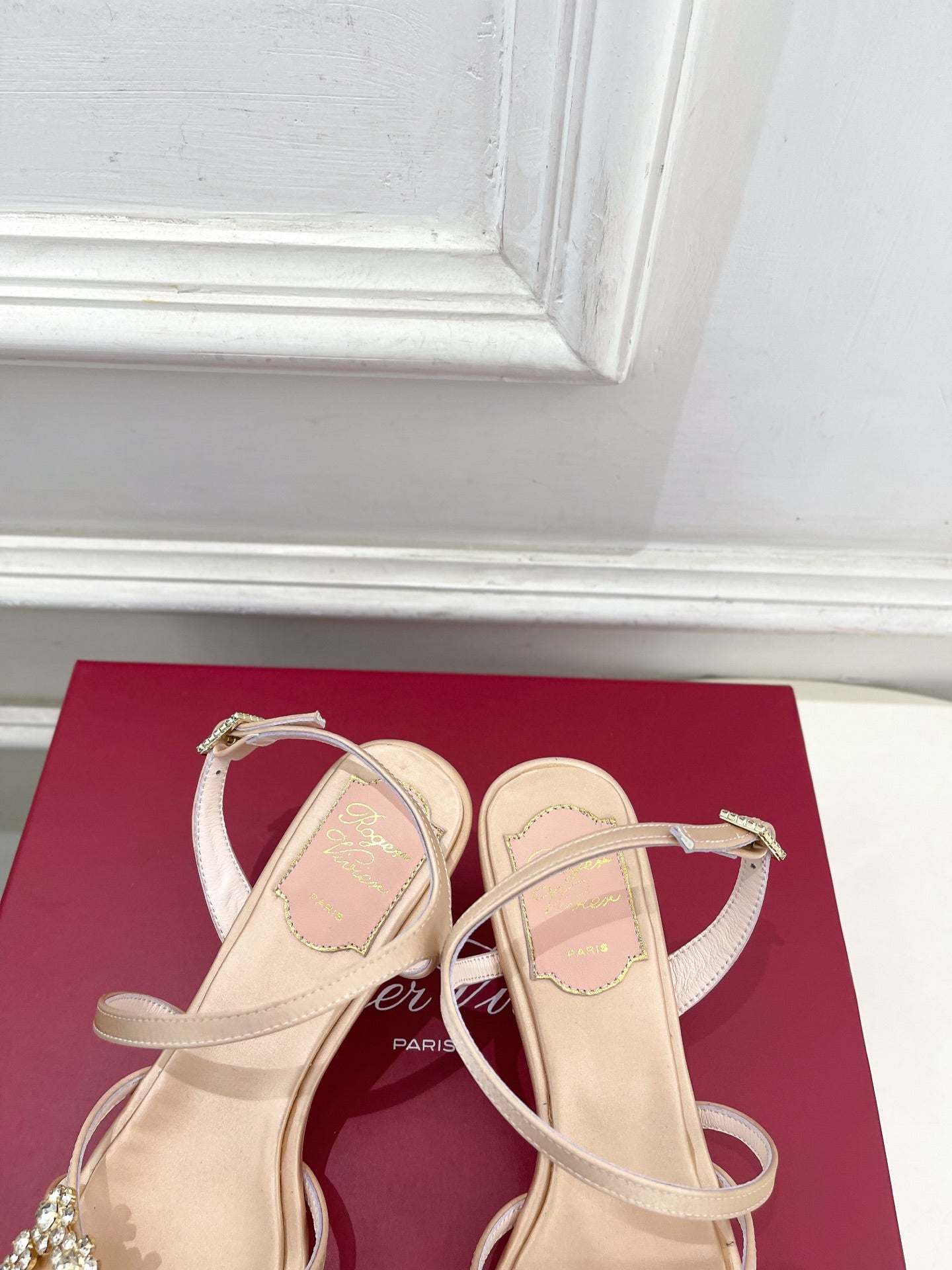 RV Efflorescence Sandals 6.5cm Beige Satin 631973