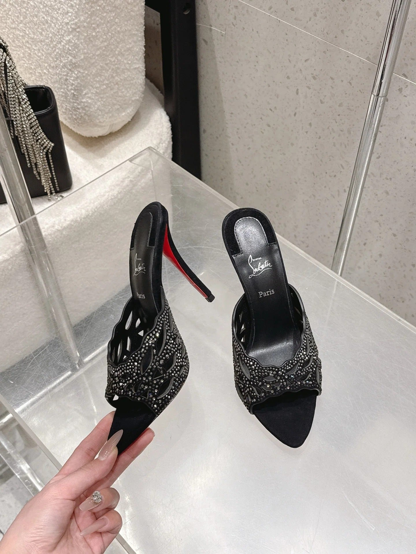 CL 26SS High-Heeled Slippers 100 Black Suede Sheepskin 636694