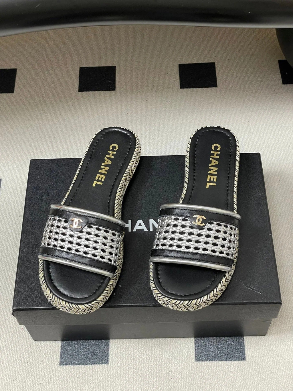 CC 26s Platform Slippers Black Sliver Cowhide 649460