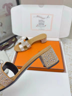 HM 26ss Oran Sandals 50 Beige Gold Crystal Cowhide 625251
