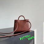 Bottega Veneta 2026 Andiamo Bag 20.5cm Sapele Ostrich Leather