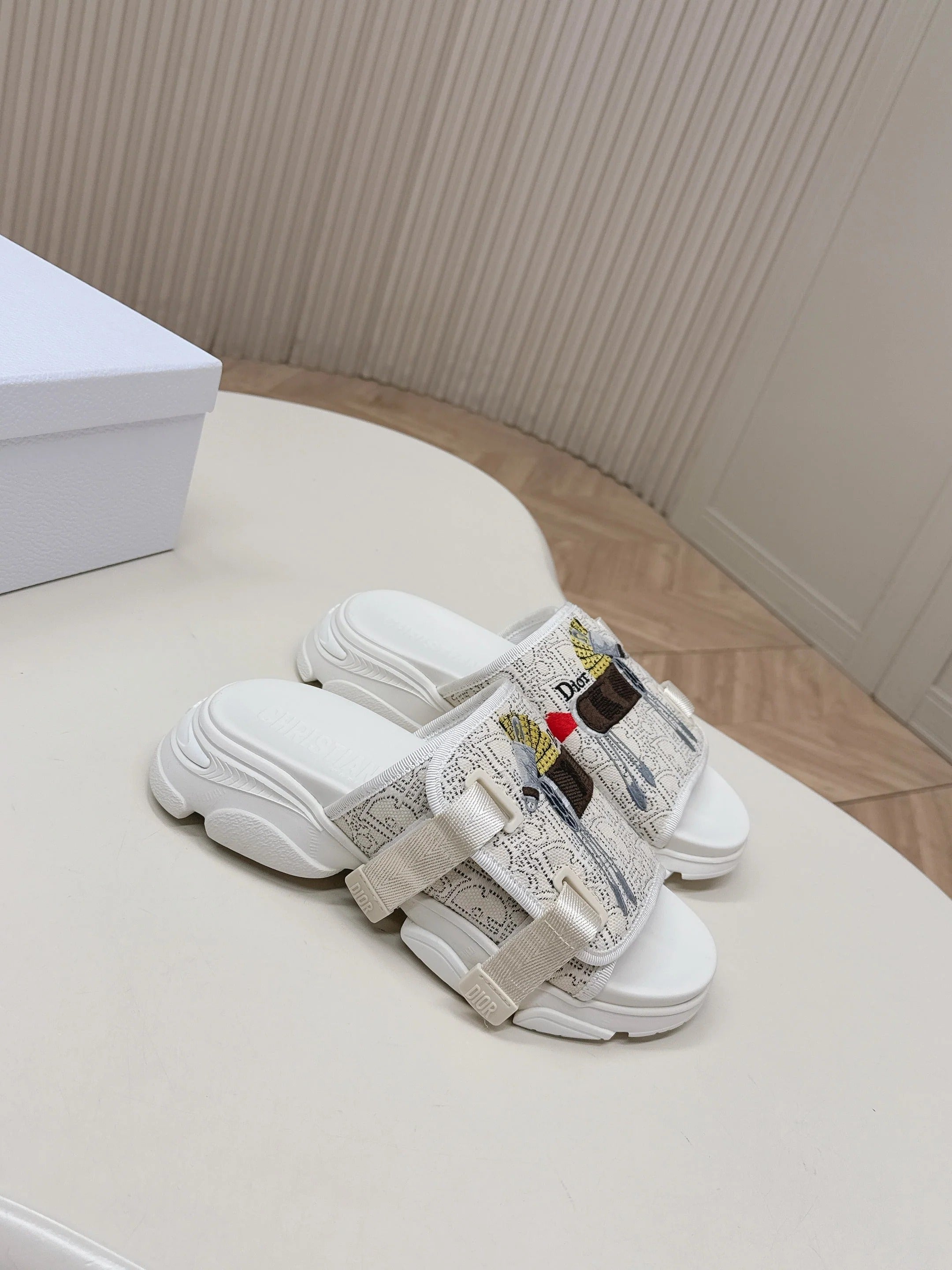 CD 26s Platform Slippers 35 Cream White Canvas Lambskin 643810