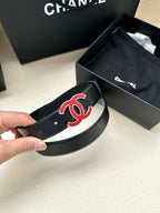 CC 30MM BELT IN BLACK SMOOTH CALFSKIN WITH RED METAL LOGO