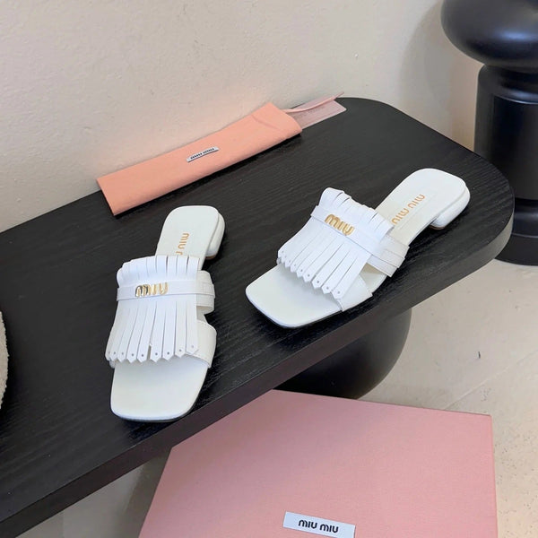 MIU 26ss Sandals White Sheepskin 627361
