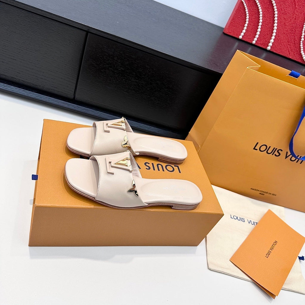 LV 26s V-Buck Sandals Light Beige Calfskin 622393