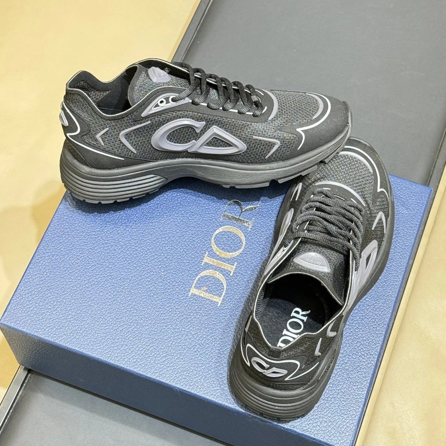 CD 26 B30 Sneaker Black Mesh TPU 621816