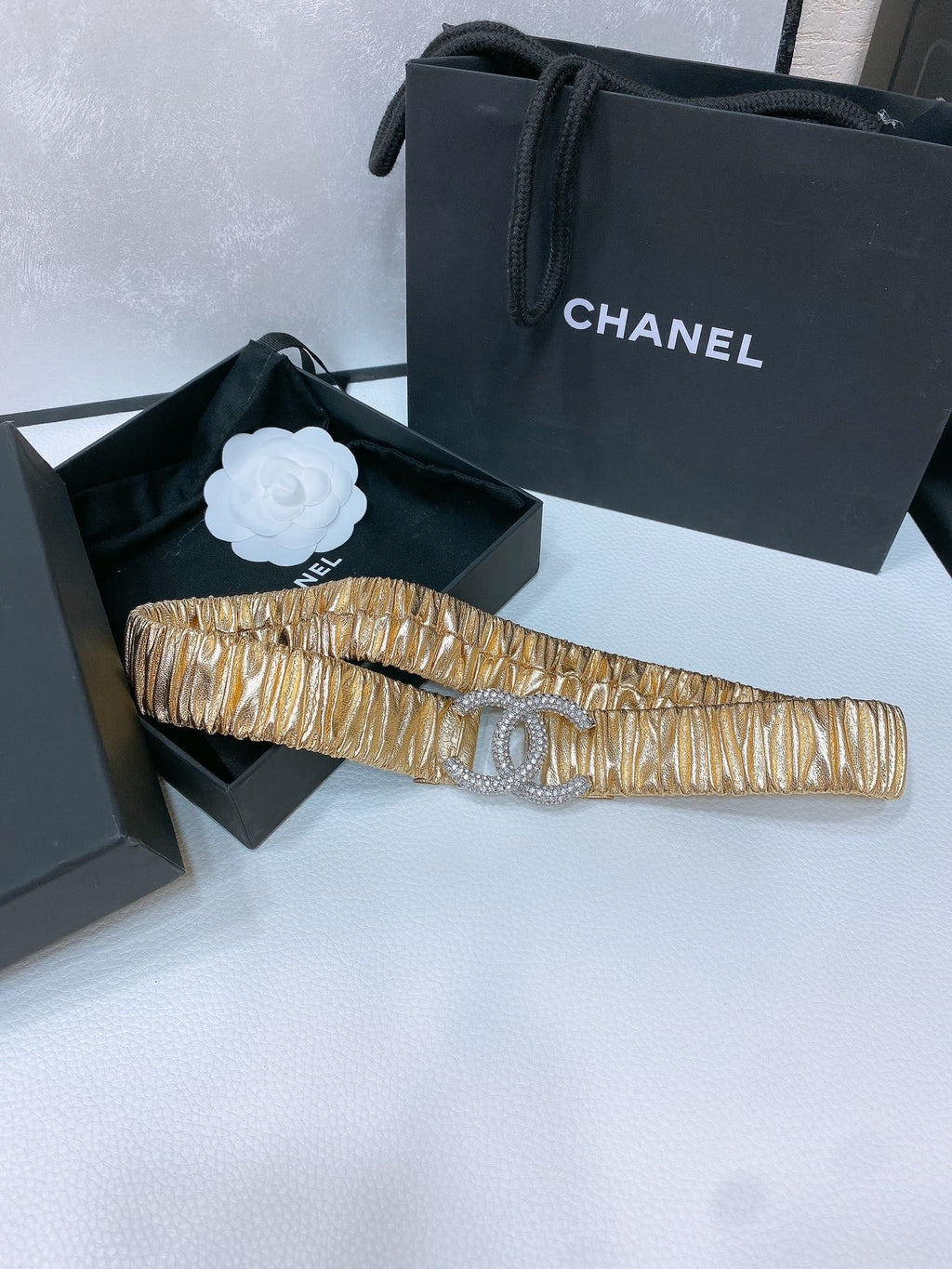 CC ELASTIC BELT 30MM IN GOLD CALFSKIN GOLD HARDWARE WITH RHINSTONES