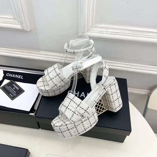 CC 26s HighHeeled Platform Sandals 85 White Black Tweed 631864