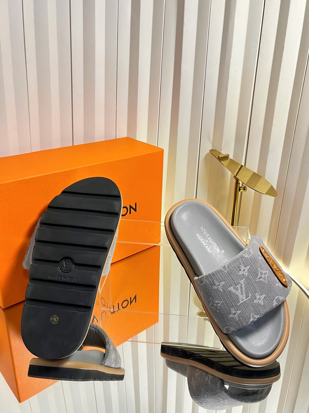LV 26s Slippers Gray Denim Sheepskin 616356