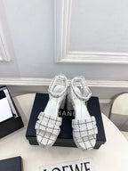 CC 26s HighHeeled Platform Sandals 85 White Black Tweed 631864
