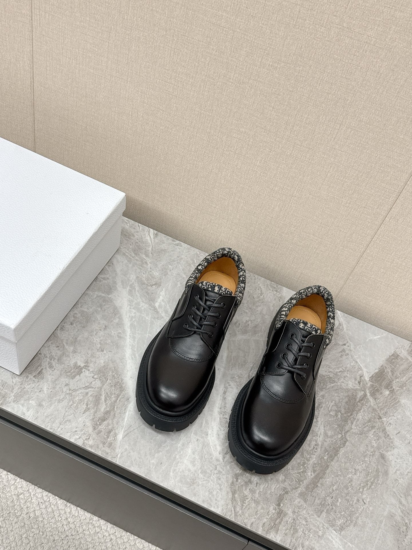 CD 26   Loafers Oblique Jacquard Black Calfskin 608798