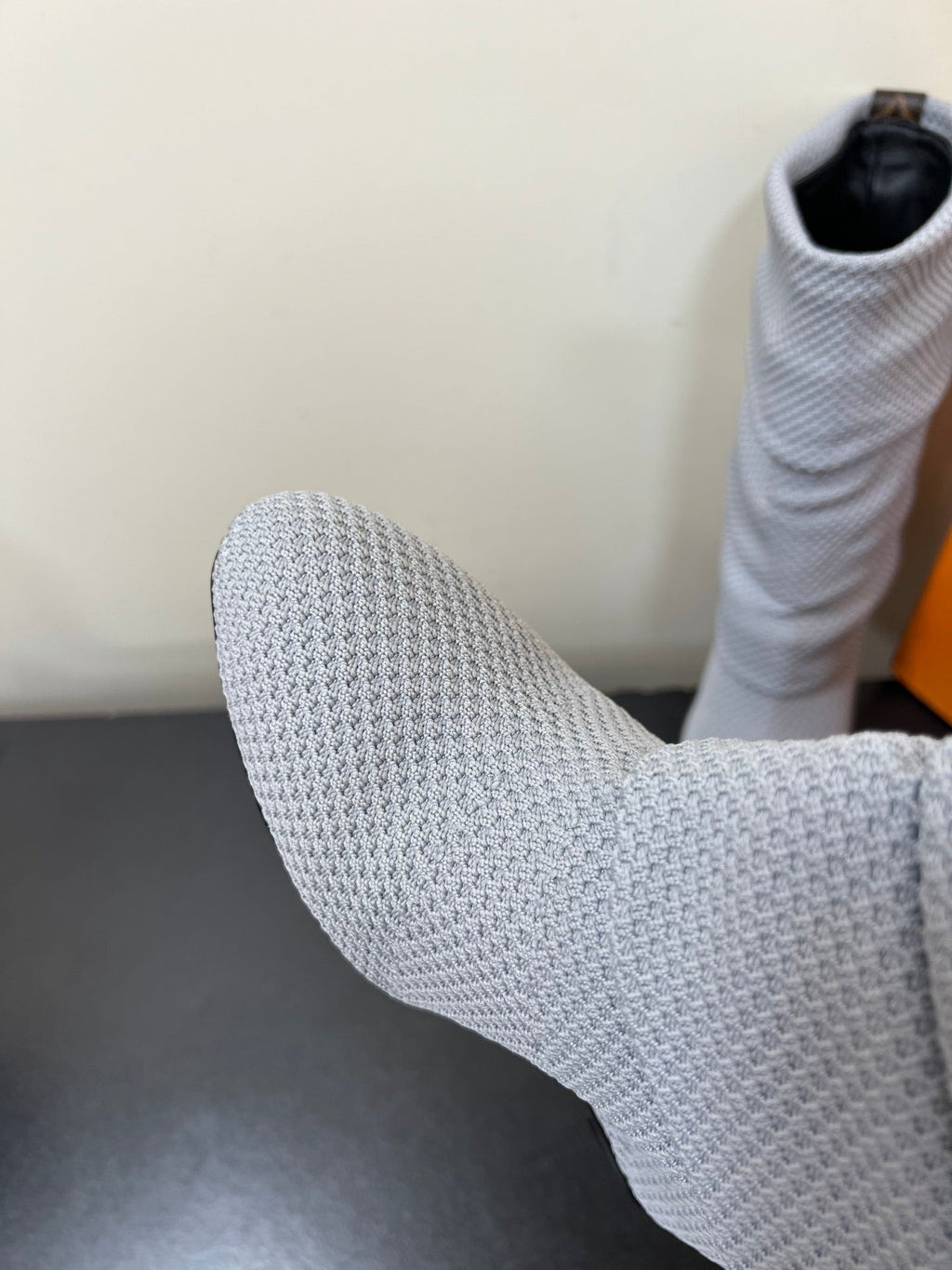 LV 26s Mid-Calf Boots 110 Gray Knit Fabric 619402
