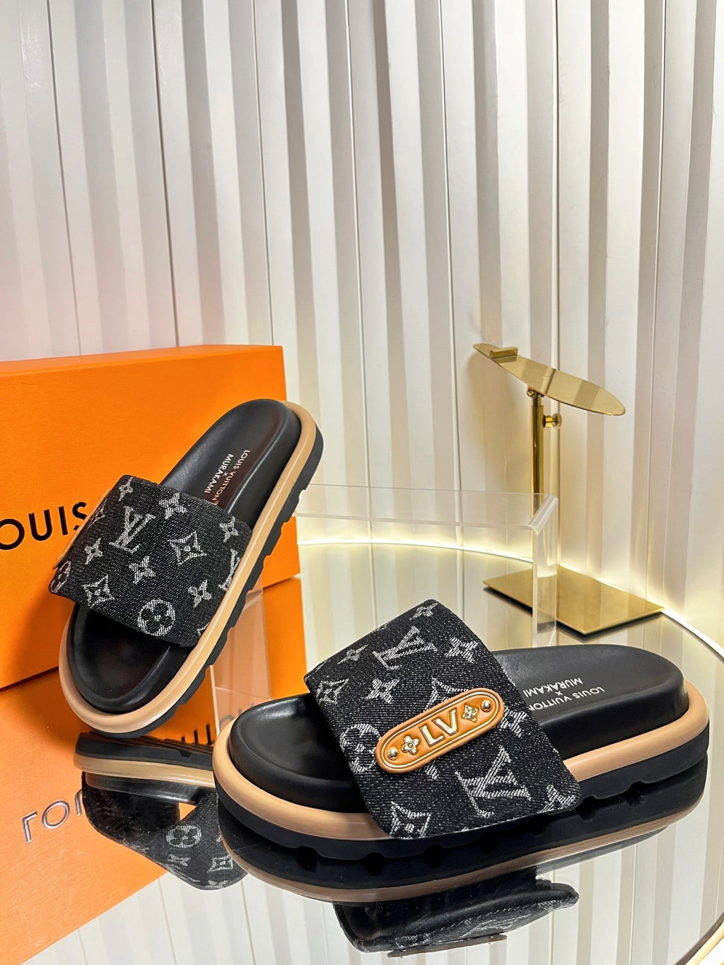 LV 26s Slippers Black Denim Sheepskin 616359