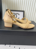 CC 26s Sandals 35 Beige Sheepskin 650103