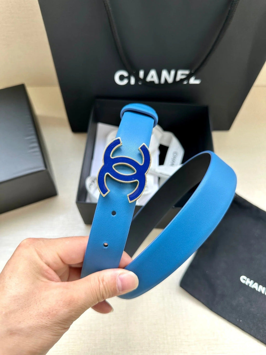 CC 30MM BELT IN COBALT BLUE SMOOTH CALFSKIN METAL HARDWARE
