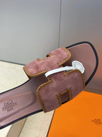 HM 26ss Oran Sandals Pinkish Brown Suede Calfskin 607251