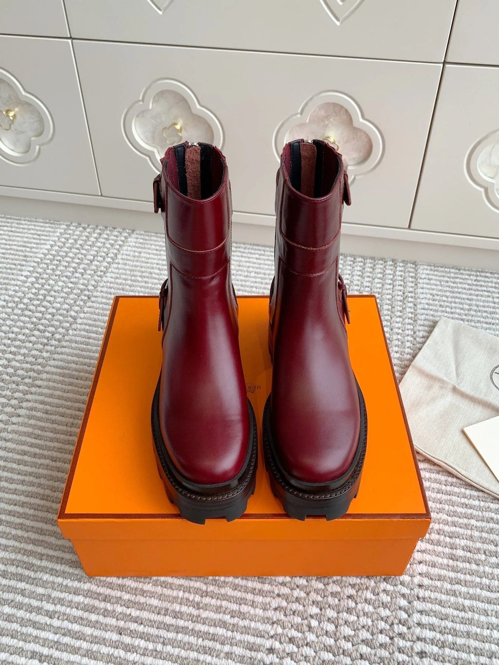 HM JAIME ANKLE BOOT IN BURGUNDY RED CALFSKIN