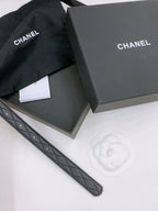 DOUBLE C BELT 20MM IN BLACK CALFSKIN WITH QUILTED STITCHING AND SPIRAL SILVER BUCKLE