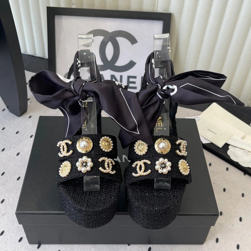CC 26s Platform Sandals 75 Black Tweed Mixed Gold Charm 650088