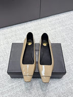 YSL 26ss Square Toe Loafers Beige Patent Leather 662735