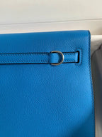 KELLY DANSE 22 EVERCOLOR BLUE IN CALFSKIN SLIVER HARDWARE