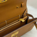 HM KELLY CLASSIQUE TO GO WALLET 20 IN BROWN CALFSKIN GOLD HARDWARE