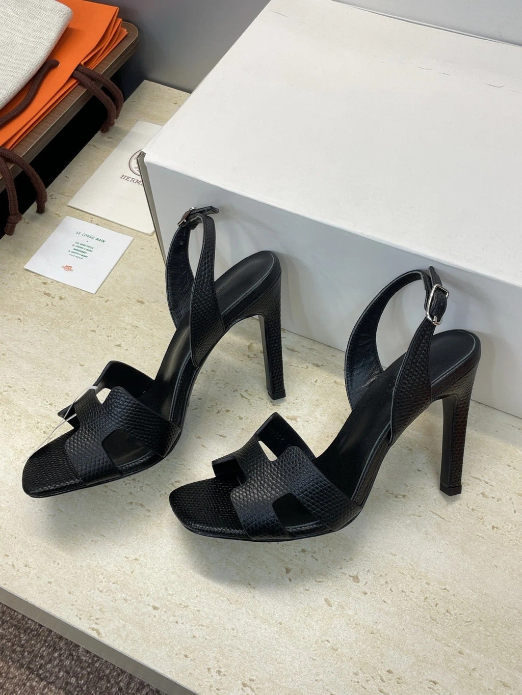 HM 26ss High Heel Sandals 105 Black Cowhide 607116