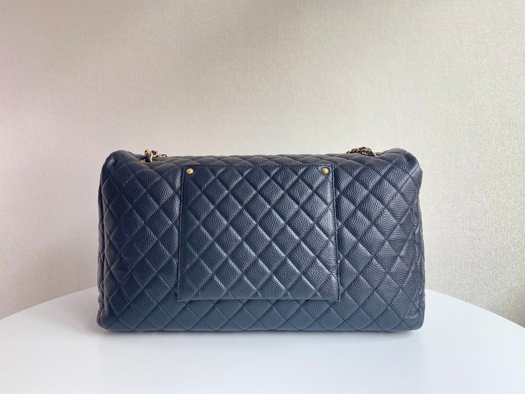 FLAP BAG 46CM GOLD HARDWARE BLACK CALFSKIN