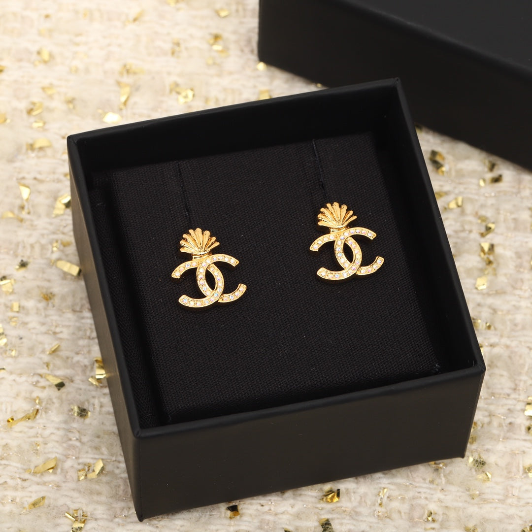 DOUBLE C GOLD DIAMONDS EARRINGS