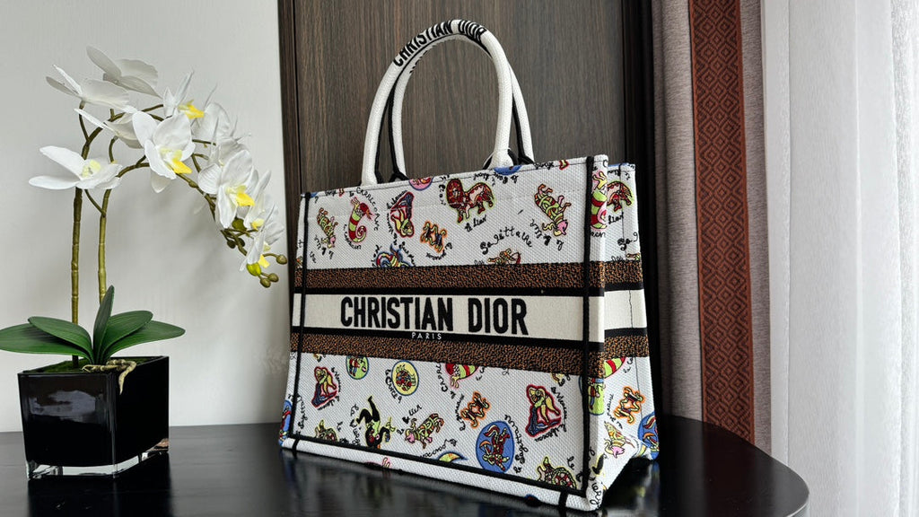 Medium CD Book Tote 36cm White Multicolor Dragon Zodiac Embroidery