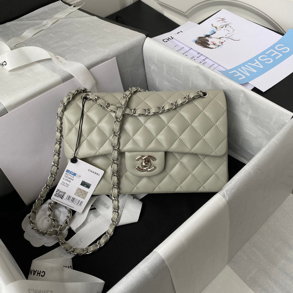 Medium Classic Flap Bag 23cm Light Grey Lambskin Silver Hardware